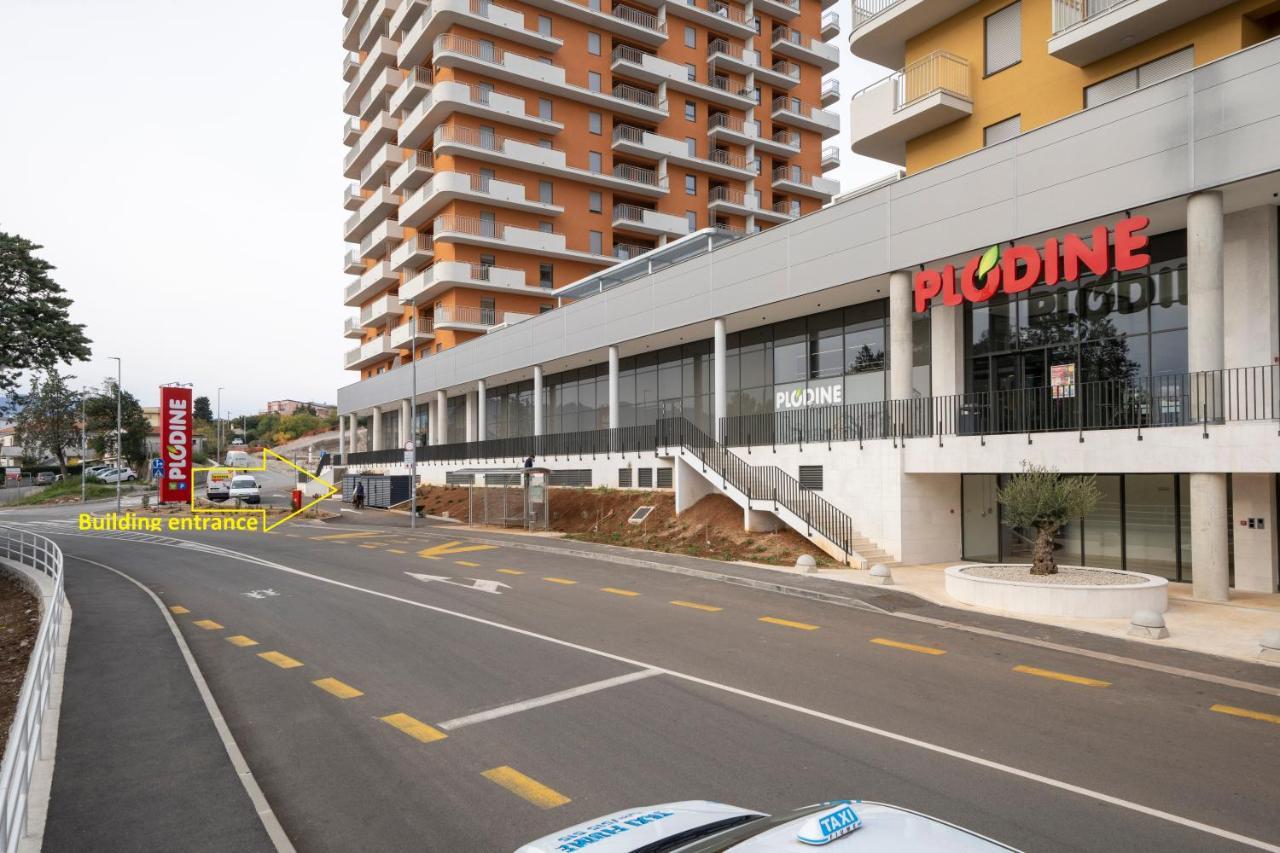 Mannequin: Sea View, Private Parking In The Garage Apartment Rijeka Ngoại thất bức ảnh